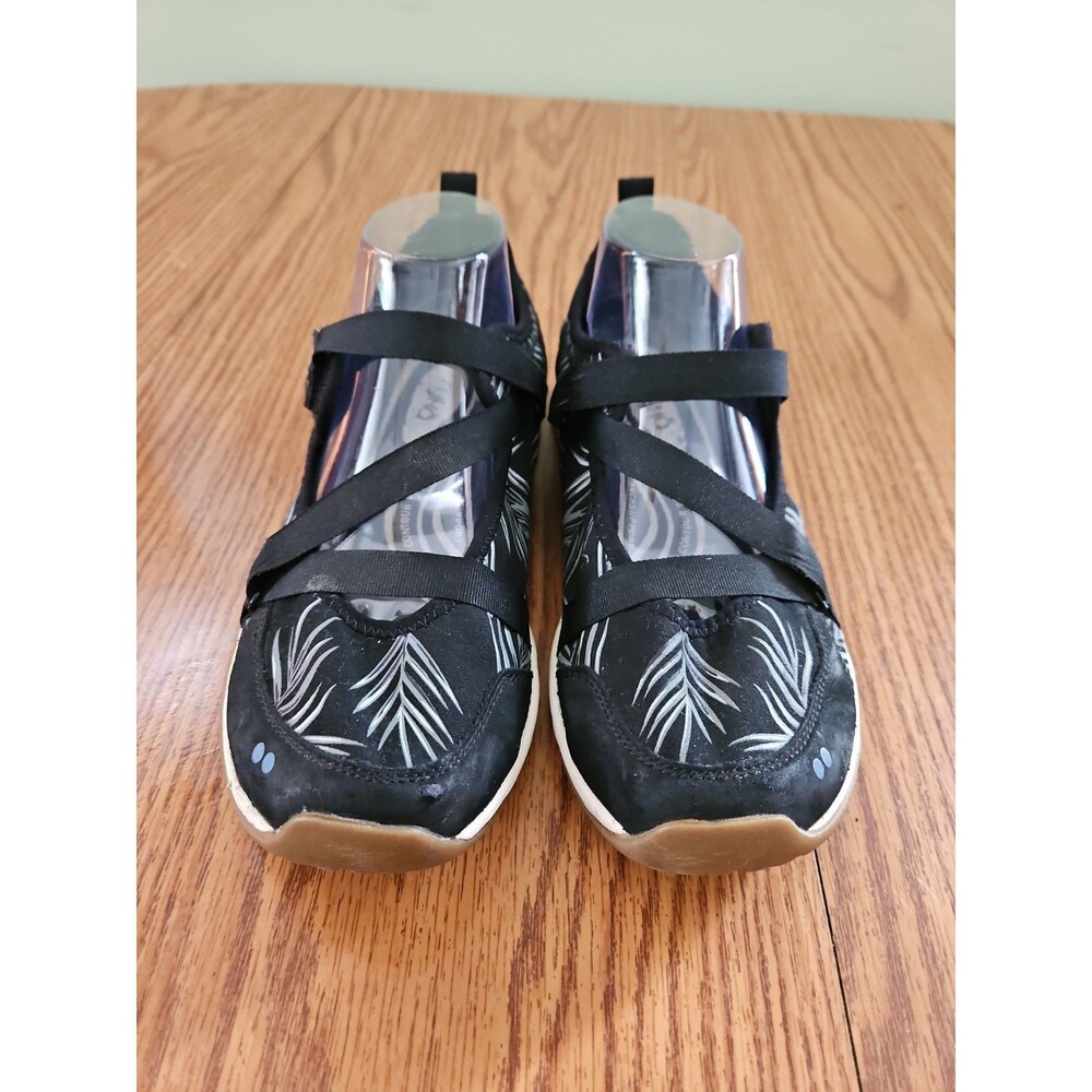 Ryka Women's 9 Black Slip On Walking Shoes Criss Cross Stretch Comfort Sneakers